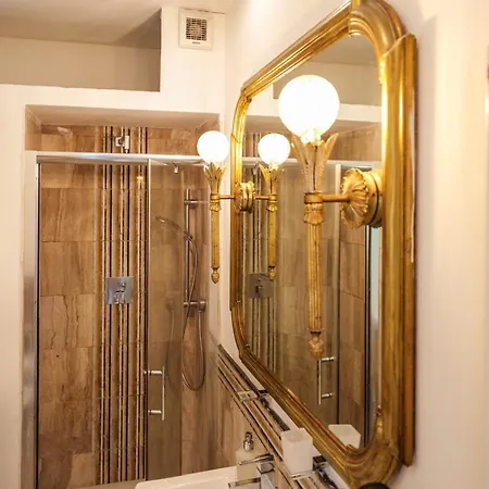 Apartamento In Con Giardino Roma